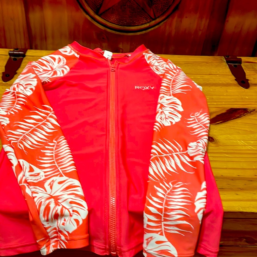 Swim shirt